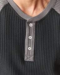 Men's Colorblock Waffle Long Sleeve Henley - Black Thunderstorm