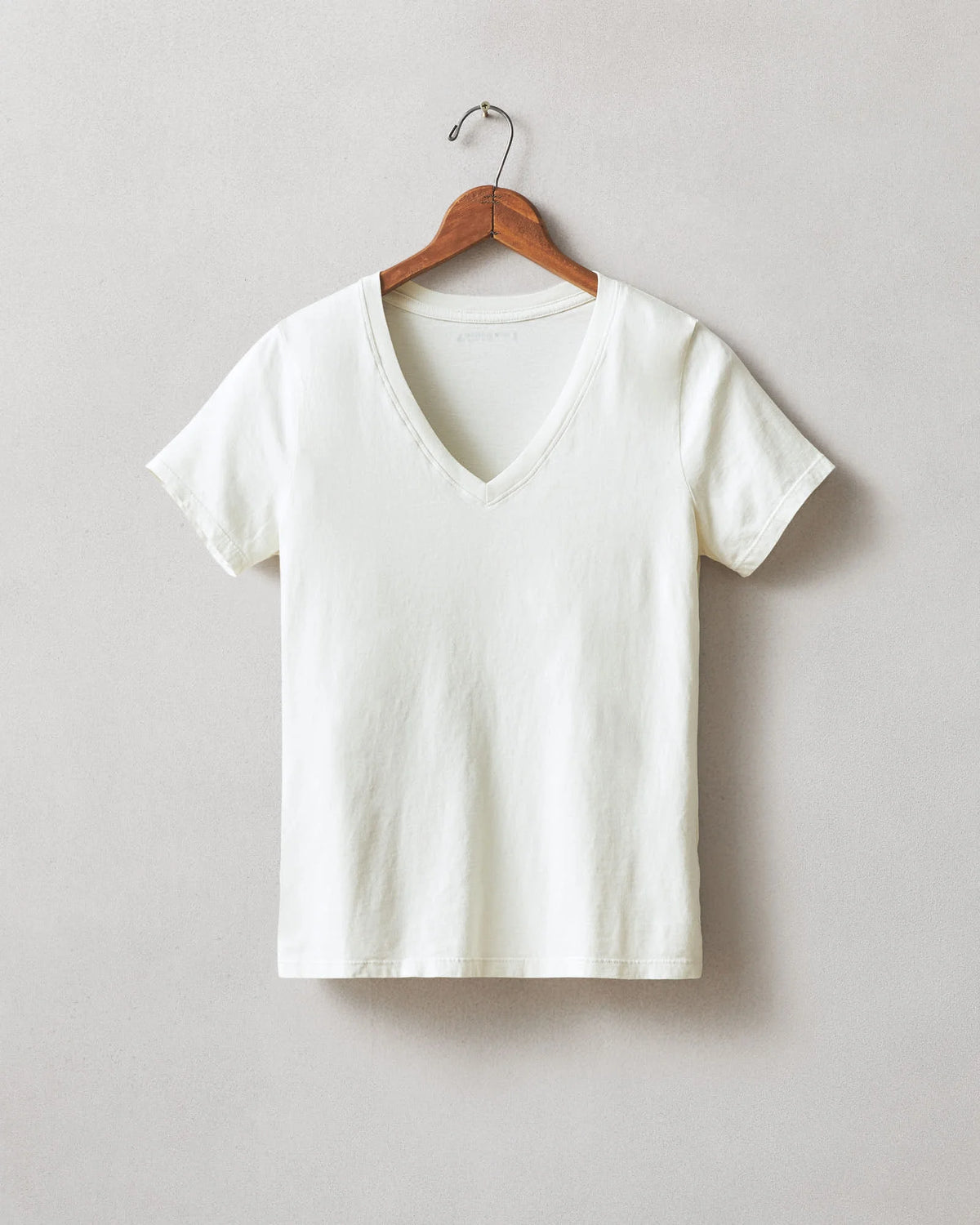 Women's Classic Cotton V-Neck Tee - Turtledove
