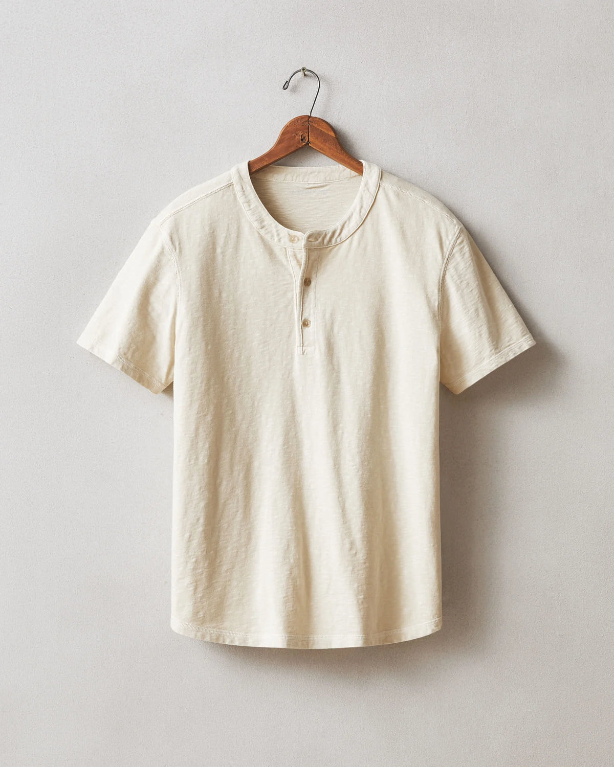 Men's Broken-In Premium Slub Henley - Washed Creme Brulee