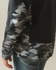 Men's Classic Pullover Vault - Black Camo